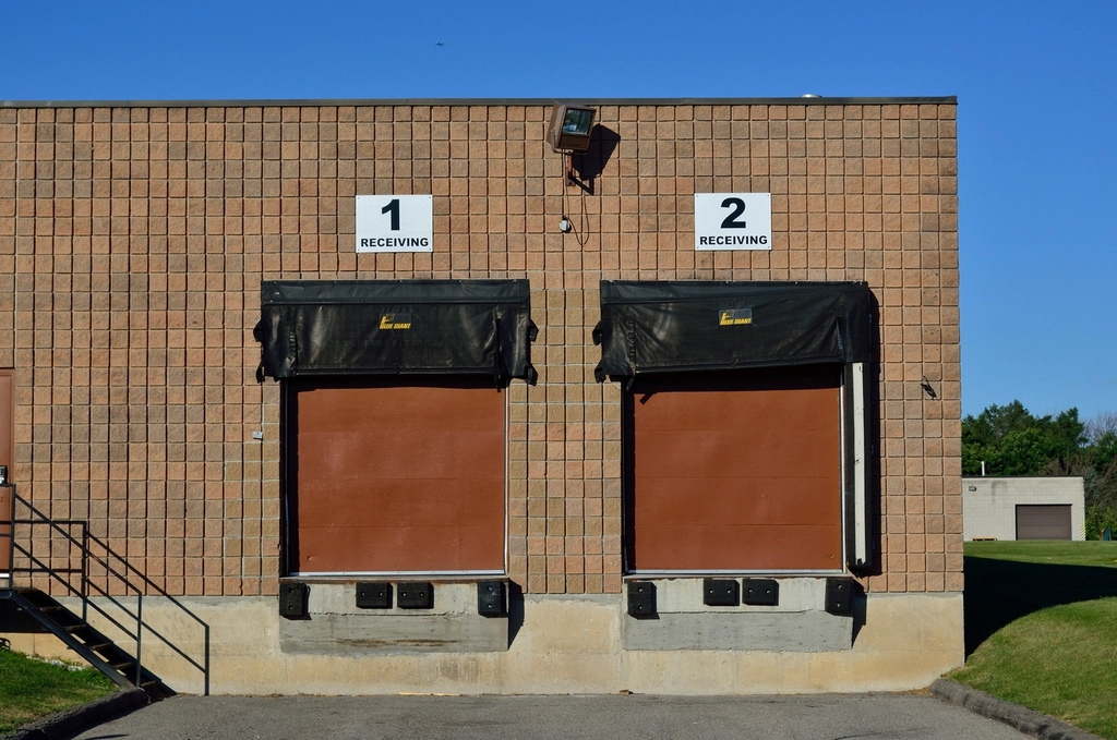 Warehouse loading dock